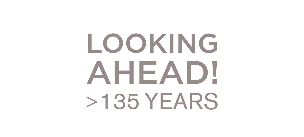Pujadas Looking ahead! logo >135 years